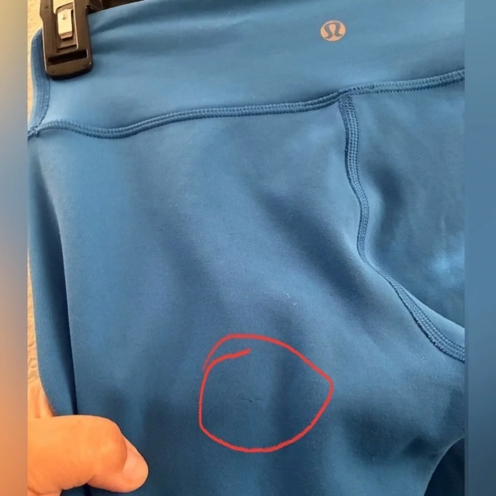Lululemon Wunder Under Crop Reversible 4